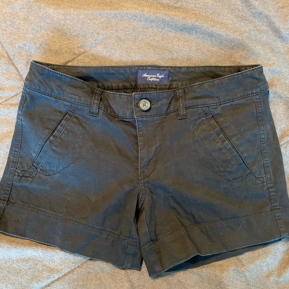 AMERICAN EAGLE - Women’s Black Shorts + Sz 6